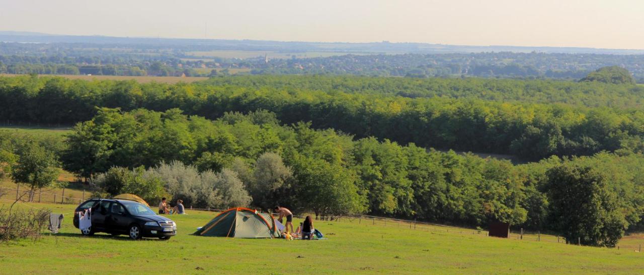 שיופוק Dharma Horse Shelter Bungalows & Farmping מראה חיצוני תמונה
